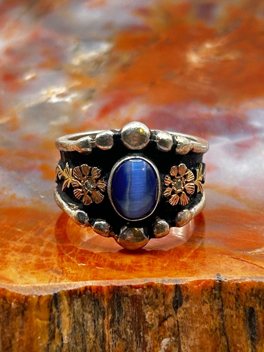 Sterling Silver Blue Cats Eye Ring with Floral accents - Size 6